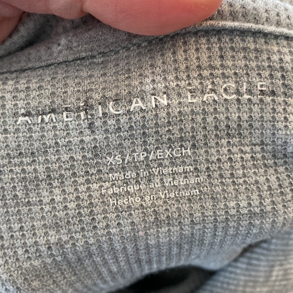 American Eagle Proud Plant Mom Waffle Knit Hoodie Cropped XS Gray Hooded Shirt - Picture 5 of 7